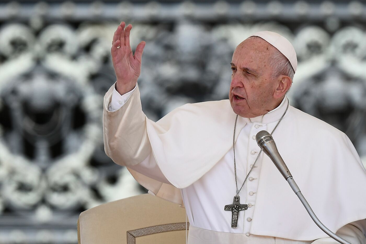 Scopri di più sull'articolo Papa Francesco: “Il sovranismo mi spaventa, porta alle guerre”